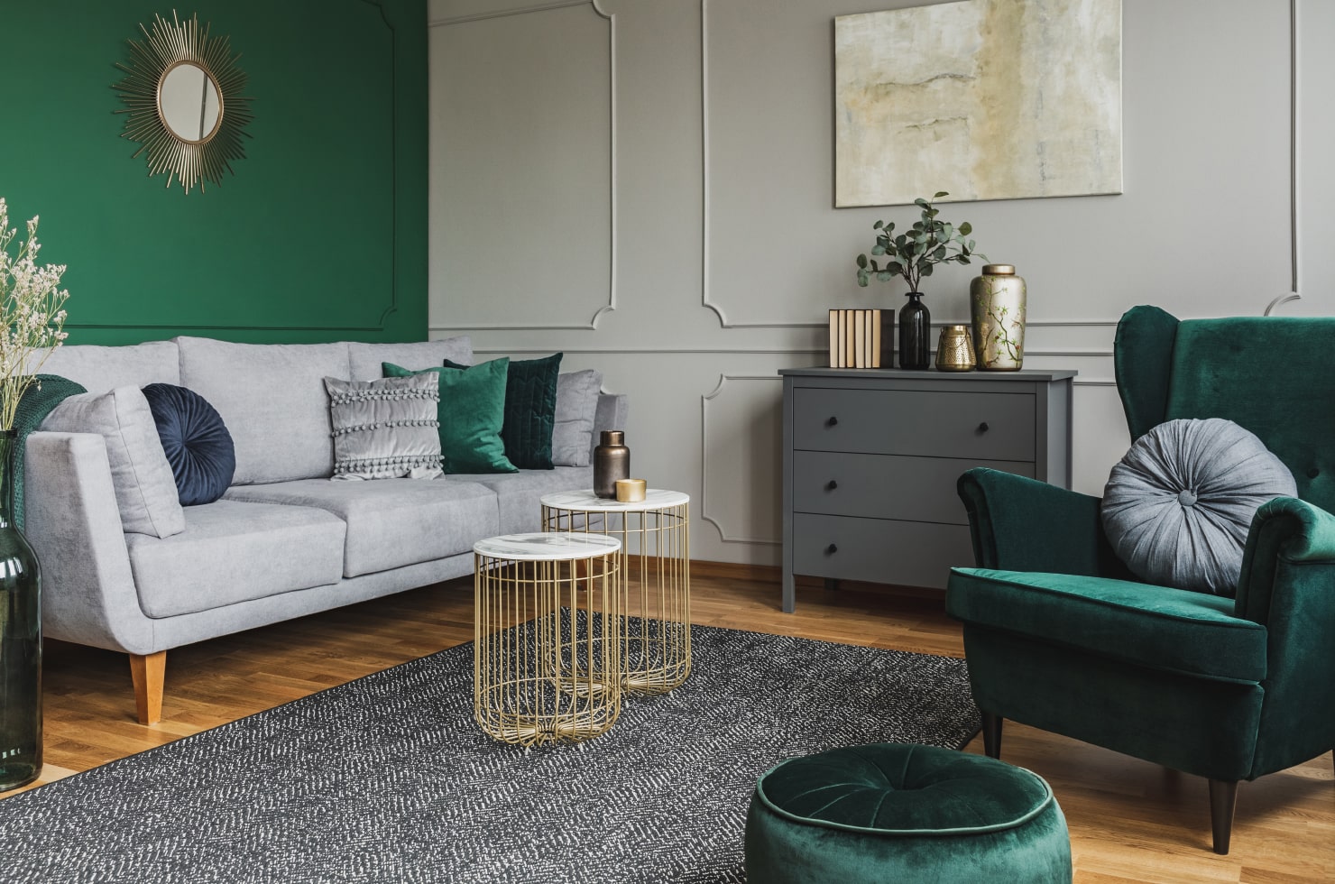 living-room-in-green-and-gray-tones@2x.jpg